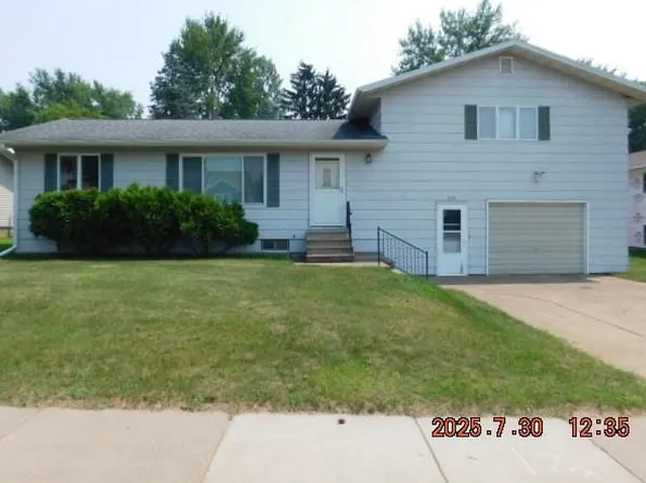 735 South Willson Drive, Altoona, WI 54720