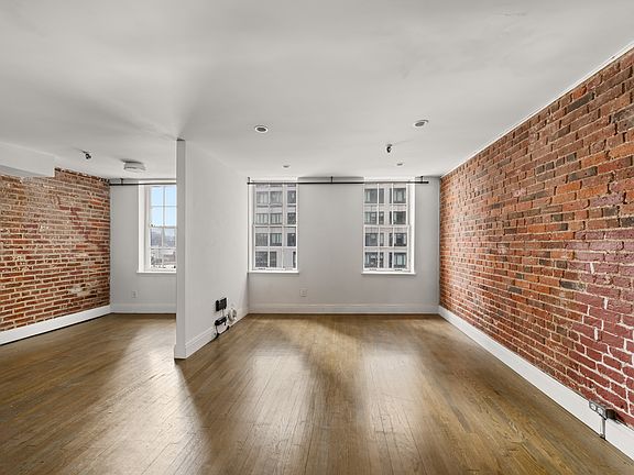 4th image of 66 Pearl St APT 404