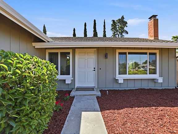 2nd image of 2368 Sawyer Ct