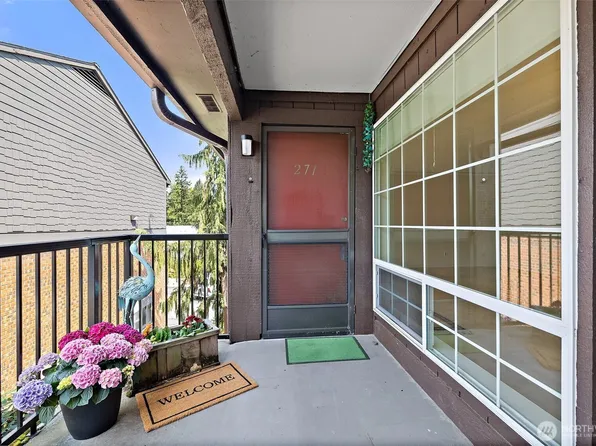 3425 S 176 #271, SeaTac, WA 98188