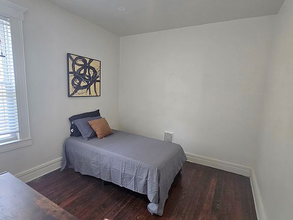 4th image of 148 Magnolia Ave