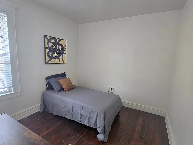 148 Magnolia Ave — Photo 4