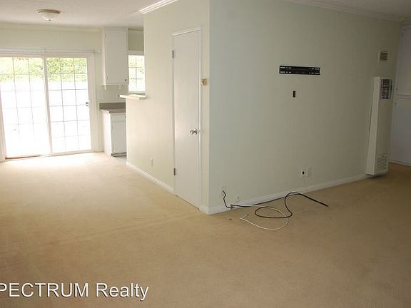 3rd image of 615 Vista Vallejo #B