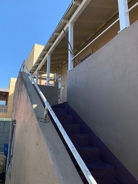 1st image of 1022 W 46th St #2