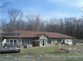 5460 Seven Hills Rd, Coggon, IA 52218