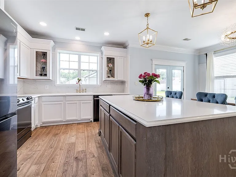 8 Bushwood Dr — Photo 24