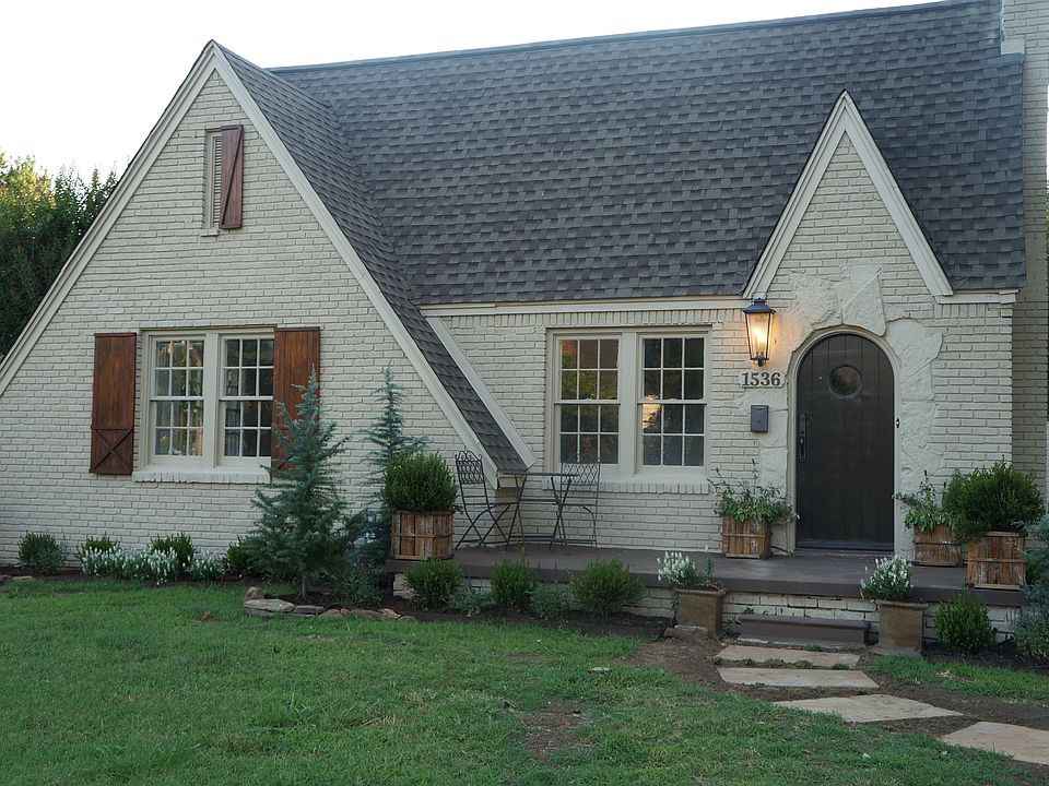 1st image of 1536 S College Ave