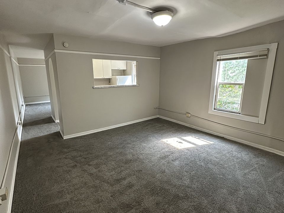 1st image of 1422 Central Ave #4