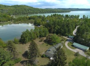 4548 W Northwood Dr, Glen Arbor, MI 49636