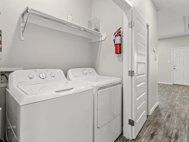 900 N Kentucky St #4 — Photo 6