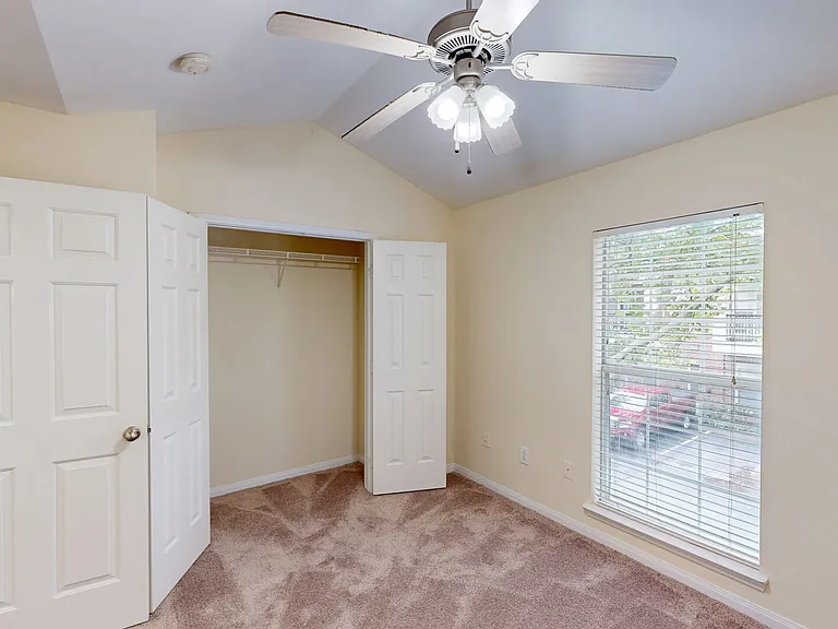 The Carriage Homes at Wyndham — Photo 61