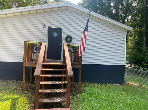 159 Merry Dr NW, Milledgeville, GA 31061