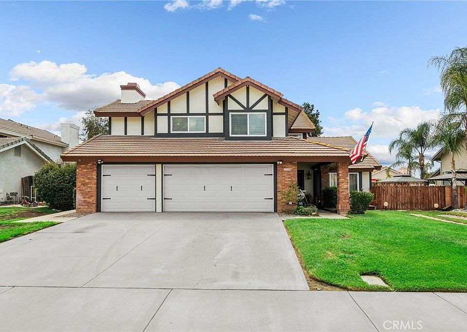 1st image of 25401 Lacebark Dr