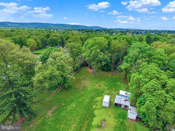5th image of 4924 Treher Rd