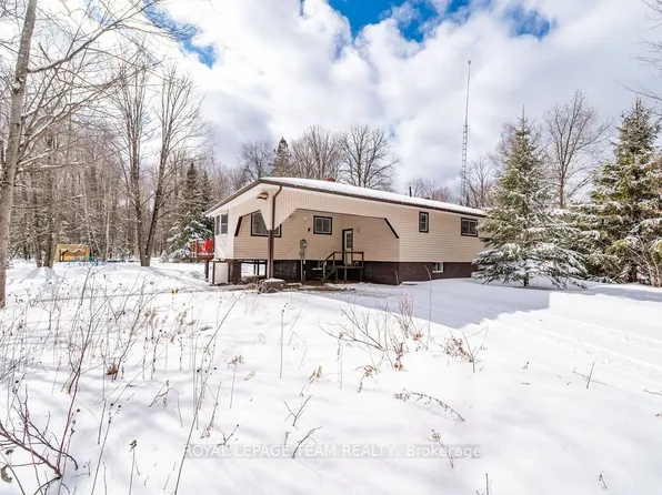 2323 Eady Rd, Horton, ON K7V 3Z8