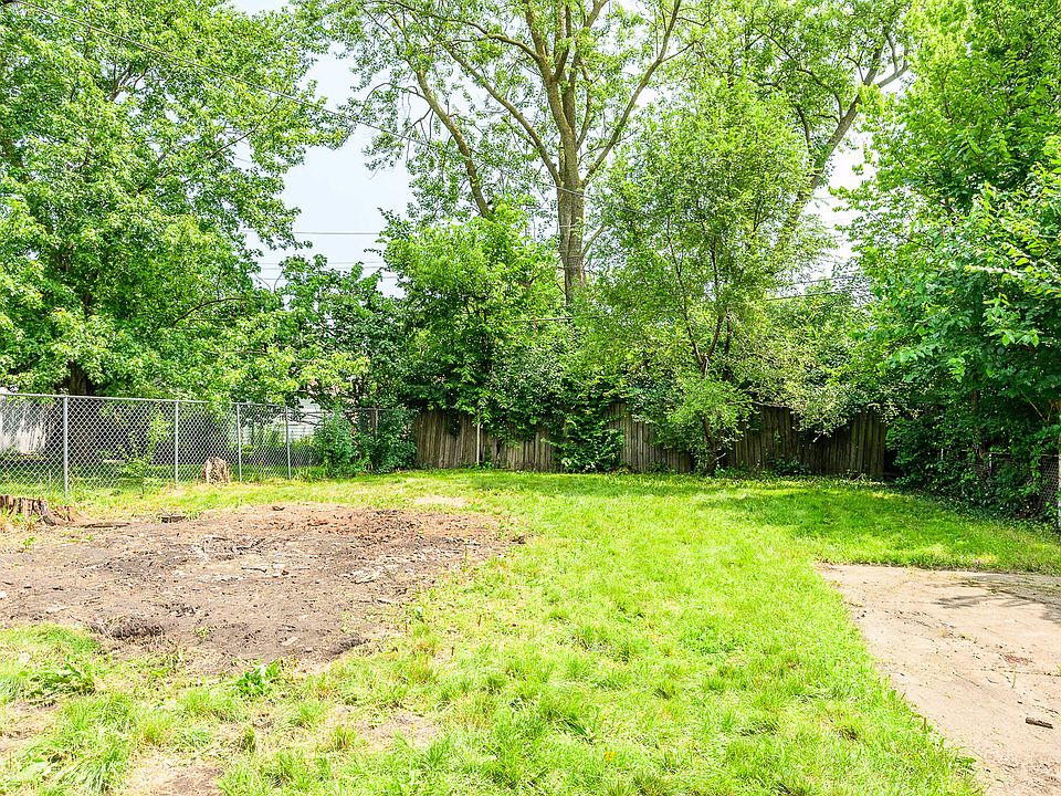 2nd image of 9757 S Luella Ave