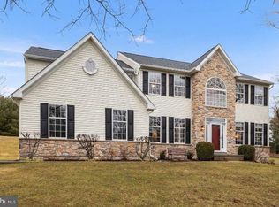 3 Morris Dr, Glen Mills, PA 19342