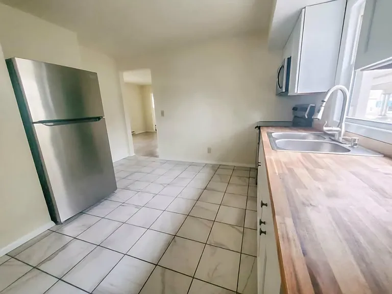 606 N Pennsylvania Ave — Photo 5