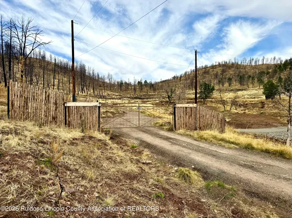 112 Monty Ln, Ruidoso, NM 88345