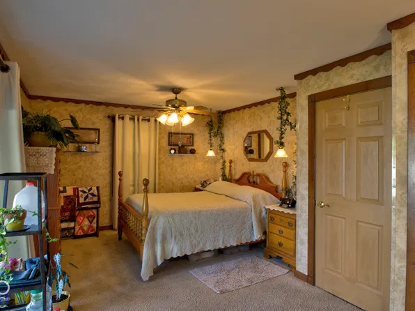 710 Maple St, Tipton, IN 46072