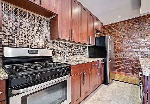 4th image of 154 Vermilyea Ave APT 55
