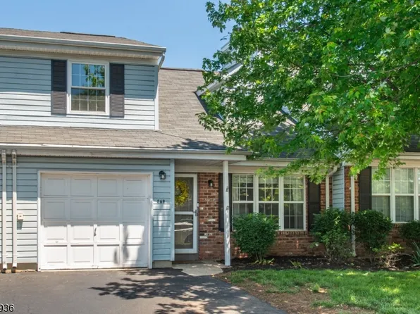 269 Edgeware Ct, Franklin Twp., NJ 08873
