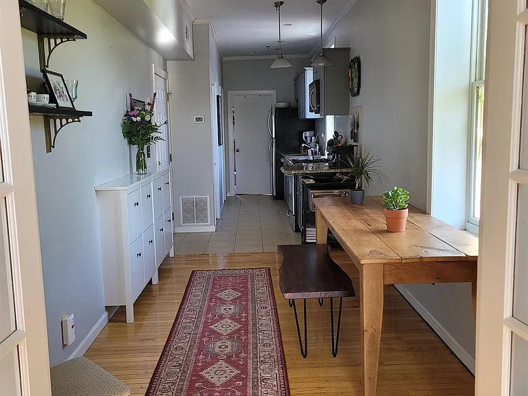 580 Jersey Ave #3R — Photo 9