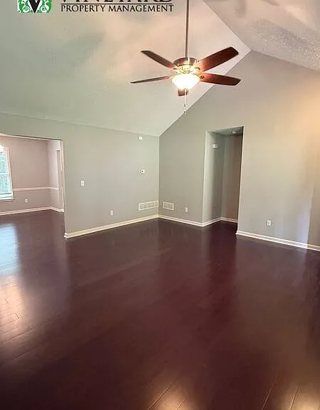 900 Clearbrook Crse SW — Photo 7