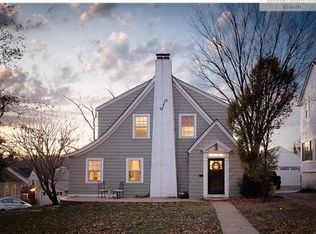 4954 Bell St, Kansas City, MO 64112