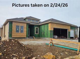 11216 S Gleason Rd, Olathe, KS 66061