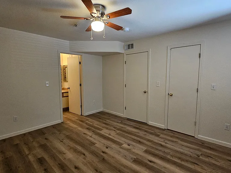 1385 W University Ave #7151 — Photo 9