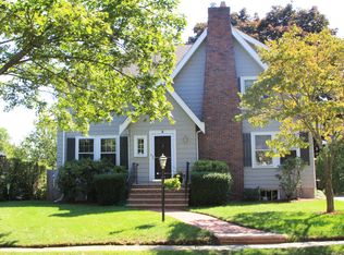 12 Louise Rd, Belmont, MA 02478