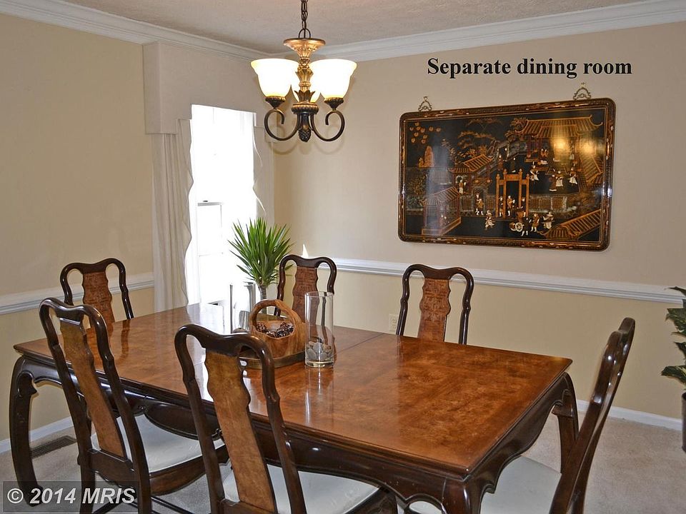 Separate dining room