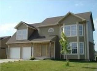 709 W Meriwood Ln, Edgerton, KS 66021