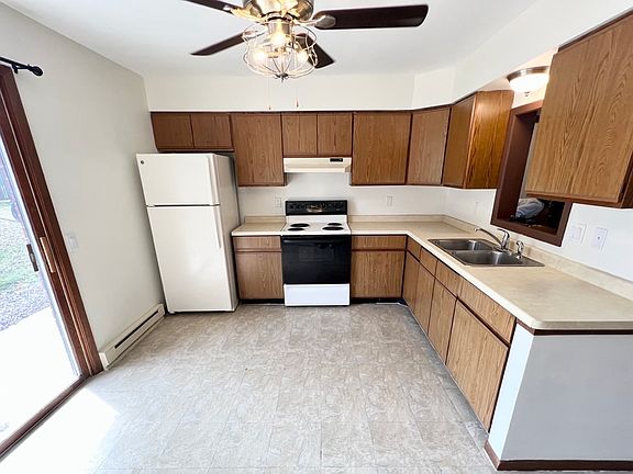 Kitchen of similar unit.