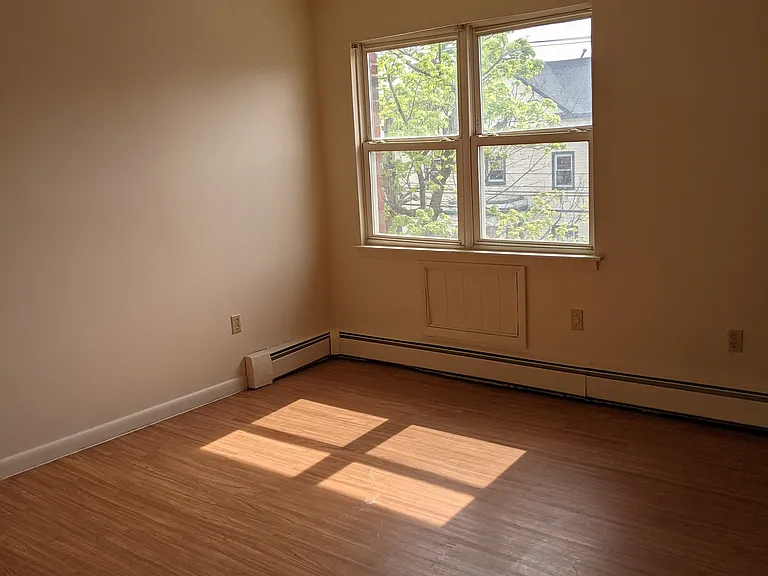 57 Myrtle Ave #D2 — Photo 8