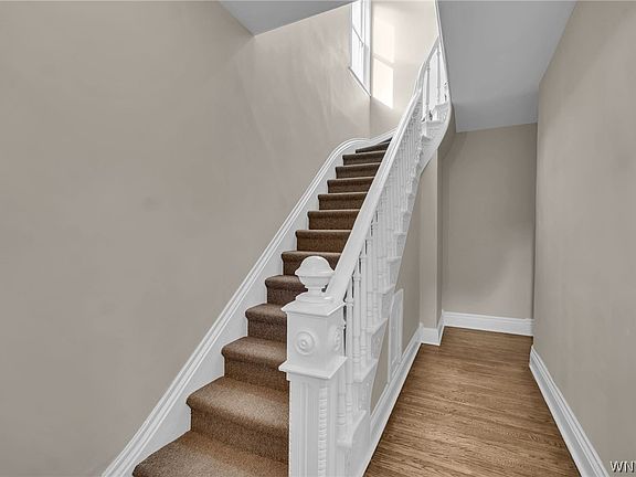 4th image of 501 West Ave