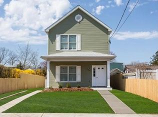 1574 Montague Ave, Merrick, NY 11566