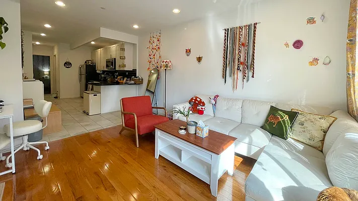 Rented by Strivers Management Group Corp (Brokerage) | media 2