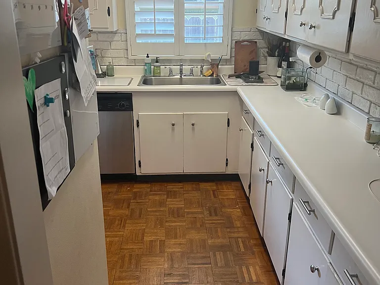 1021 Dyer Dr — Photo 8