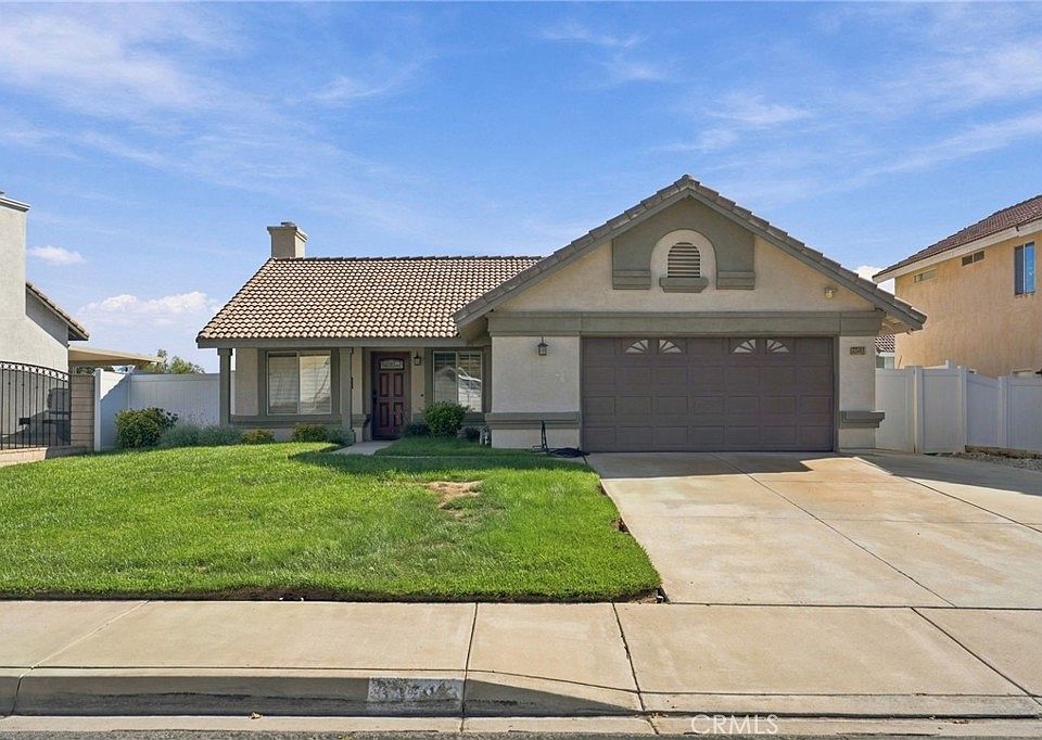 1st image of 33593 Pecan Ave