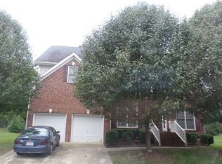 1613 Autumn Ridge Dr, Durham, NC 27712