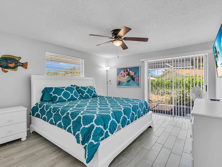 113 Corot Dr — Photo 17