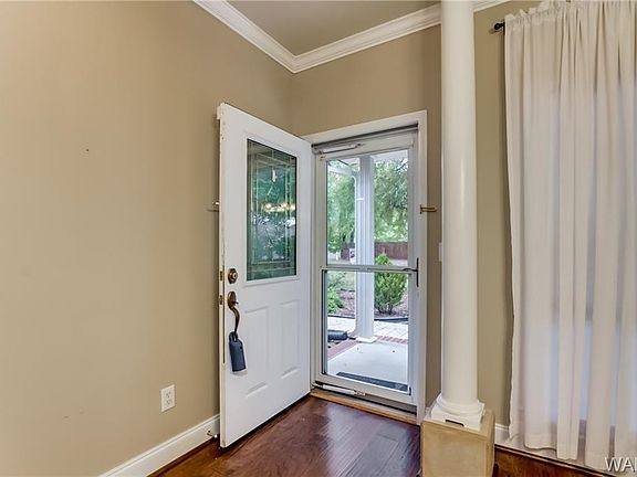 3rd image of 11575 Courtney Ln