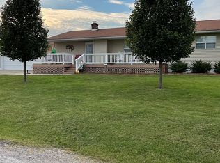 2460 Beech St, Hurricane, WV 25526