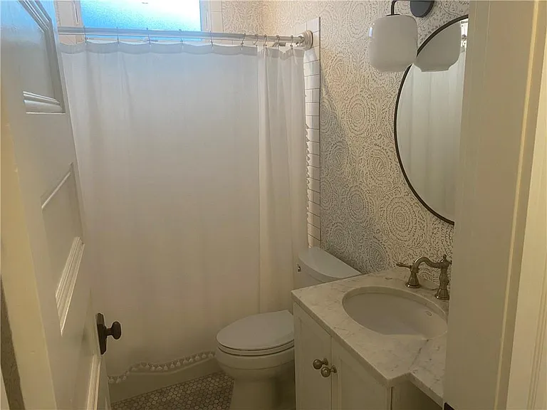 27 Mann Ave — Photo 19