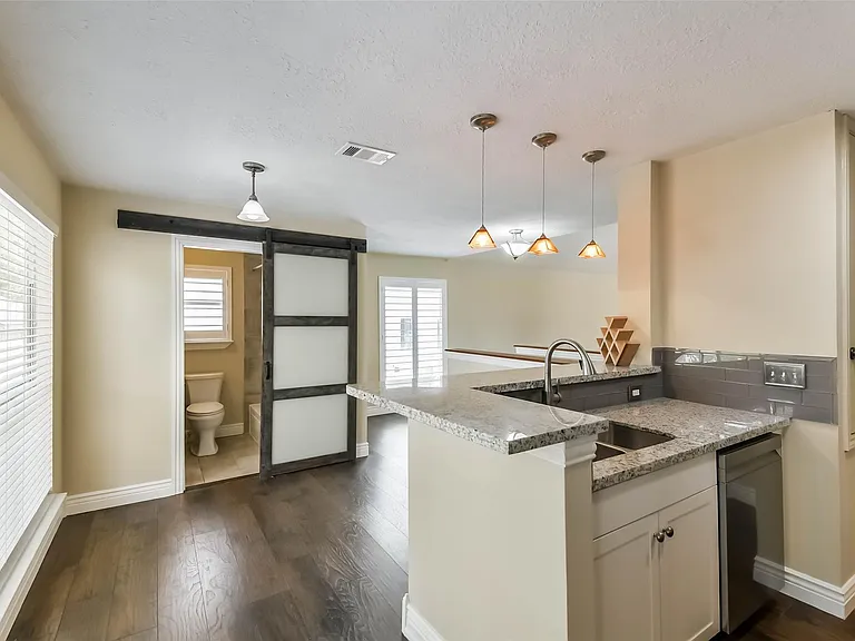 3911 Cherry Forest Dr — Photo 39
