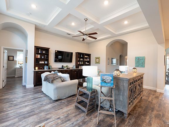 3rd image of 6091 Basswood Blvd
