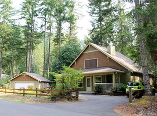 111 N Fawn Dr, Hoodsport, WA 98548