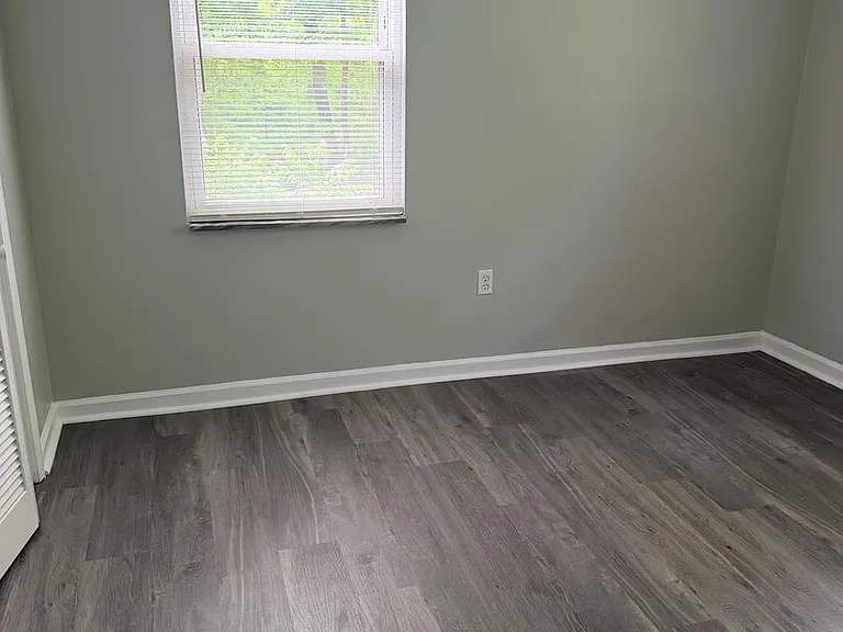 812 Burwind Ct — Photo 5